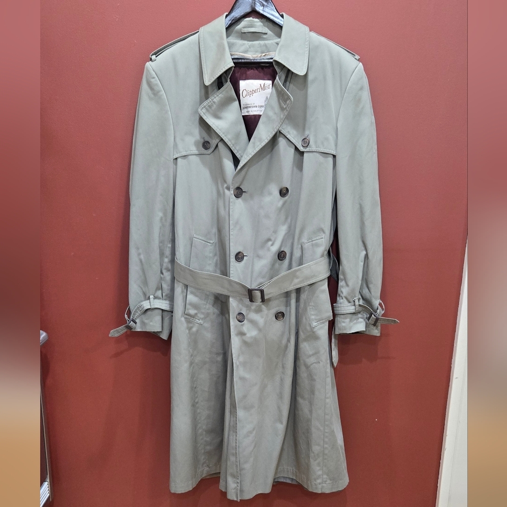 Vintage trench coat by Clipper Mist